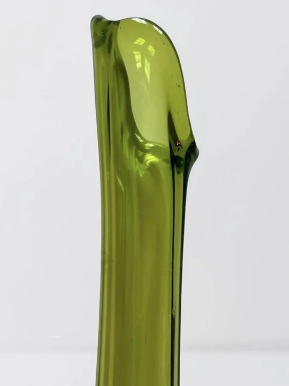 Vintage MCM Viking Green Epic Drape Swung Glass Vase